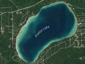 Lake Avalon Homes and Land for Sale